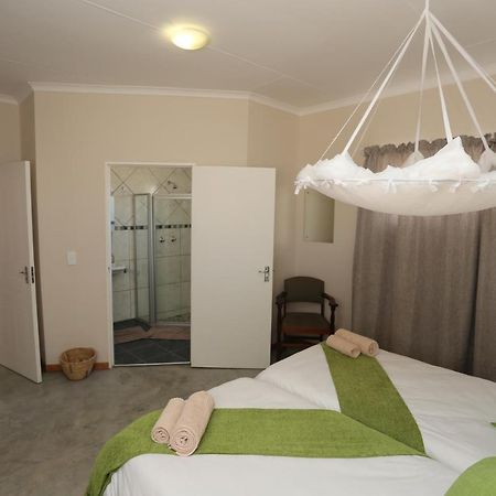 Orange House Self Catering Apartment Aus Bagian luar foto