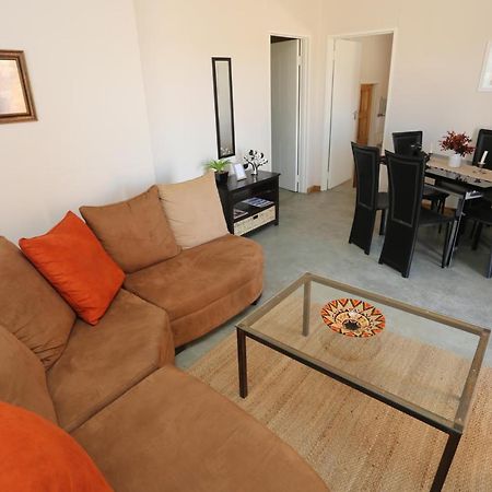 Orange House Self Catering Apartment Aus Bagian luar foto