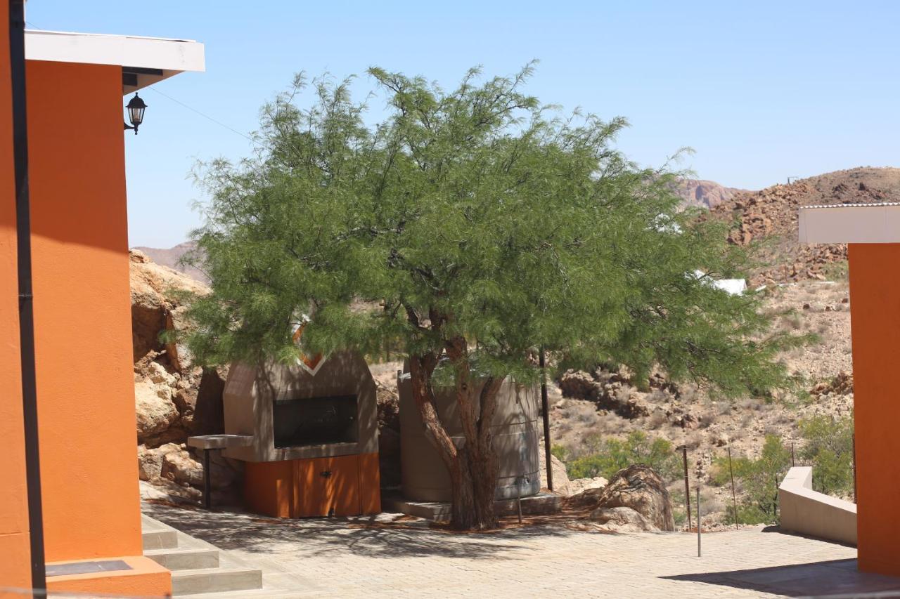 Orange House Self Catering Apartment Aus Bagian luar foto
